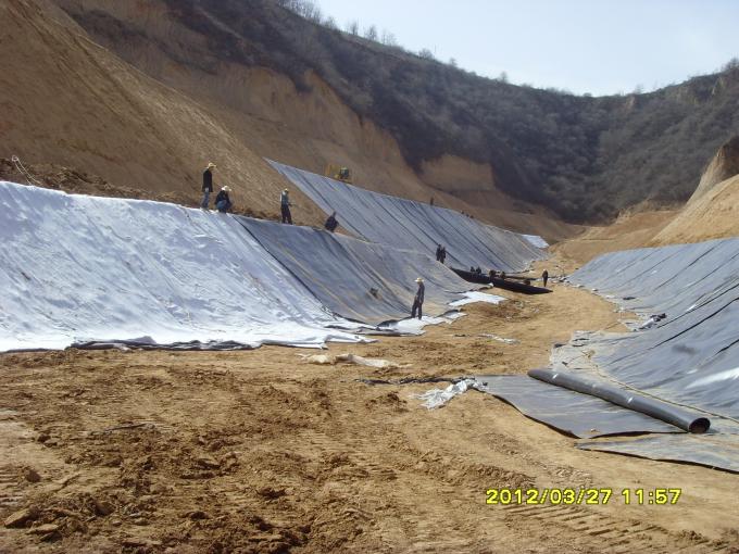 Bentonit-Geosynthetische Tonfolien GCLS für Deponienwasserdichte Schicht 11
