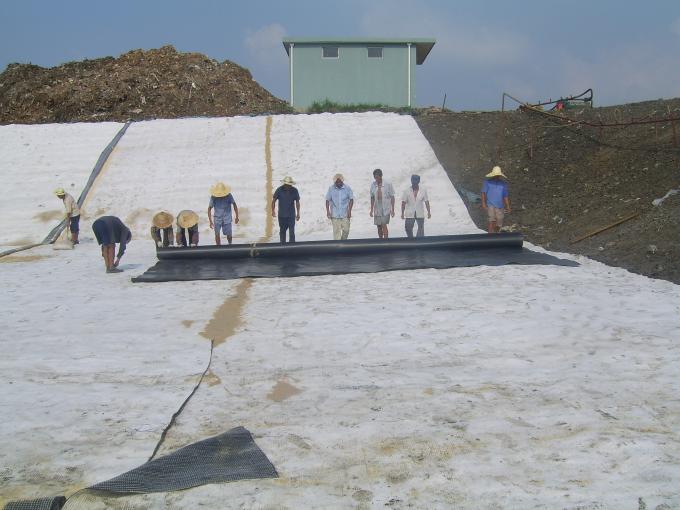 3500g-8500g/m2 Bentonit Hydrain Mat Wasserdichte Decke für geosynthetische Tonverkleidungen 10