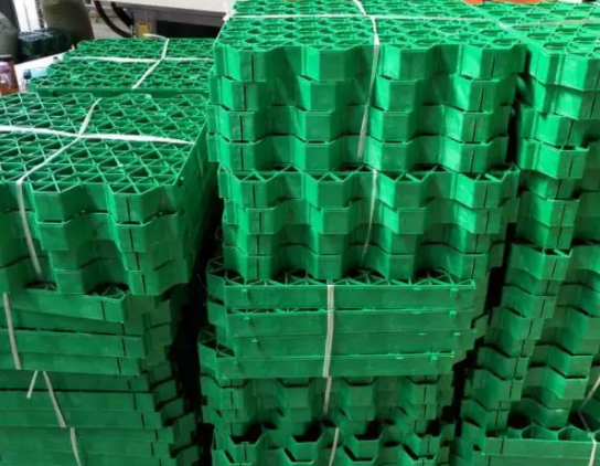 Fahrzeug- und Fußgängerverkehr stabilisiert durch Plastikgras-Kernlandschaft 10