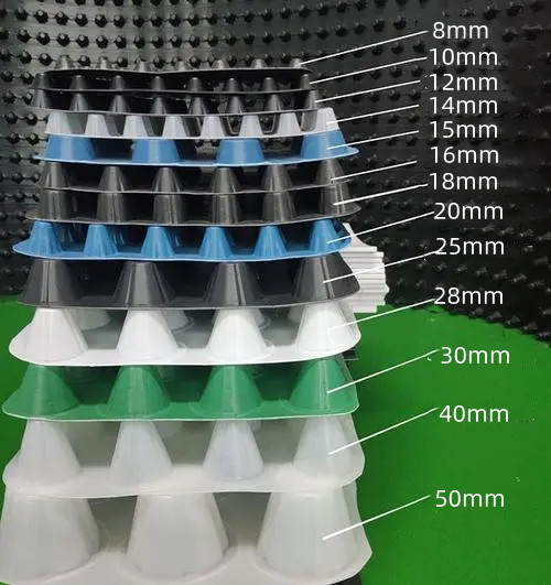 Rechteckige wasserdichte HDPE-Abflussplatte mit Grübchenmembran für grüne Dächer 0