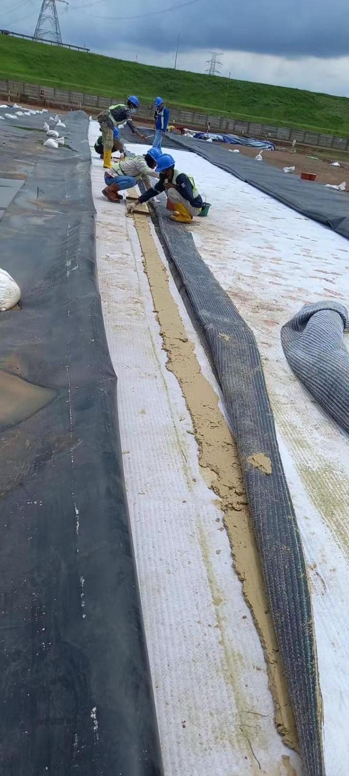 Geosynthetische Tonfolie mit hoher Zugfestigkeit mit wasserdichtem Bentonit-Membranmat 21